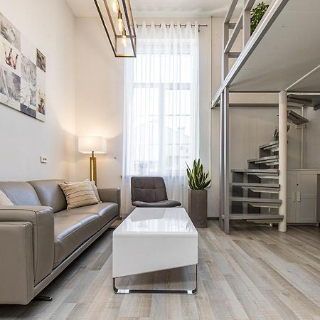 Loft Apartment In Klaipeda Oldtown Eksteriør billede